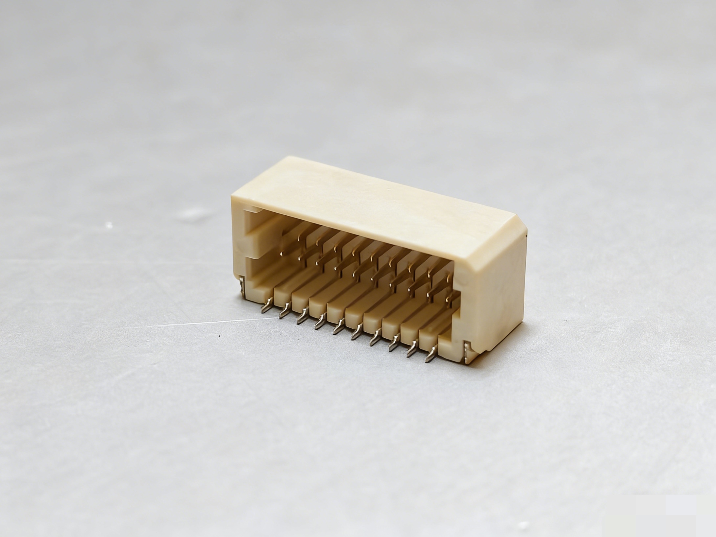 1.0MM PITCH 90°SMT TYPE.DOUBLE ROW
